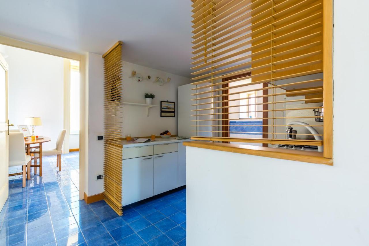 Calascione Seaview Apartment Napoli Esterno foto